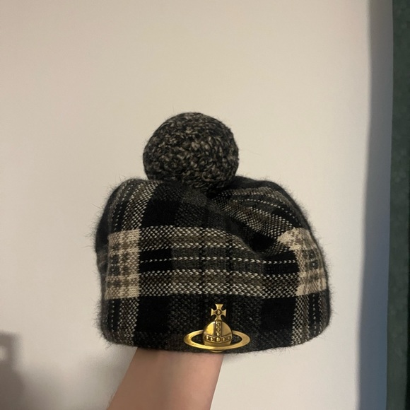 Vivienne Westwood Accessories - Vivienne Westwood beret